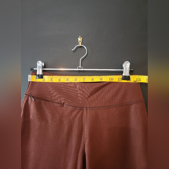 Duluth zipper pocket leggings - Picture 6 of 13